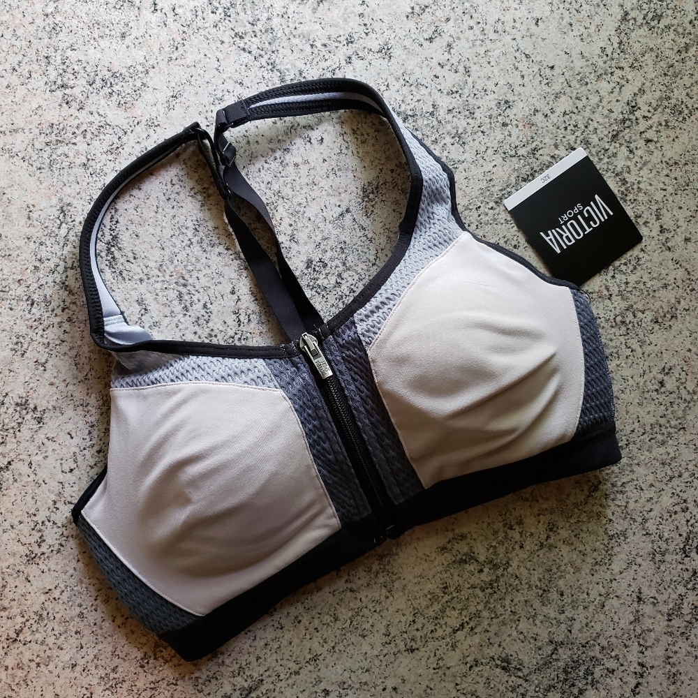 Victoria Sport Knockout Bra 32C